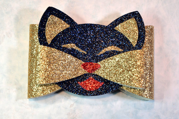 Cat Bow Template: A Playful 3D SVG for Local Brand Packaging and Decorative Branding